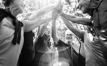 Sprejemati in živeti z demenco v družini - DOPOLDANSKI TERMIN