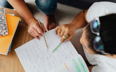 Razpis za učitelje v programu Usposabljanje za življenjsko uspe&scaron;nost - Most  do izobrazbe (UŽU MI)