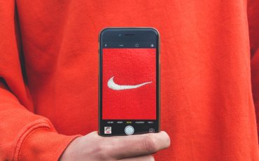 Od oblikovanja blagovne znamke do uspe&scaron;ne spletne prodaje